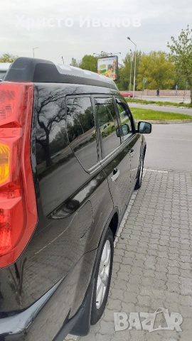 Nissan Xtrail T31, снимка 3 - Автомобили и джипове - 54410444