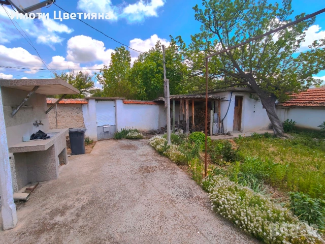 Къща в с. Караново, снимка 10 - Къщи - 54509039