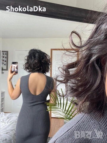 Рокля Aritzia размер S/M, снимка 2 - Рокли - 54279018