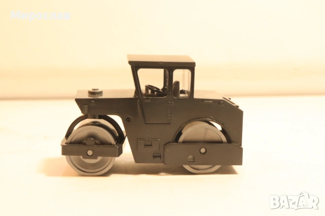 WIKING H0 1/87 ВАЛЯК АСВАЛТ ПЪТНО СТРОИТЕЛСТВО МОДЕЛ