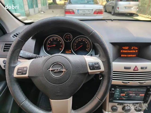 Опел астра 1.6i Navi климатик фейслифт 2008г., снимка 13 - Автомобили и джипове - 54042439
