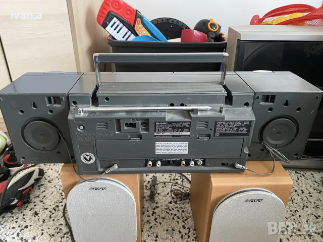 Касетофон Sharp QT-90, снимка 5 - Радиокасетофони, транзистори - 55413864