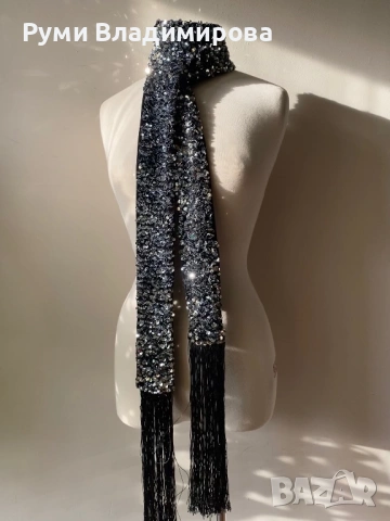 Черен шал на сребристи пайети Zara, снимка 2 - Шалове - 54500773