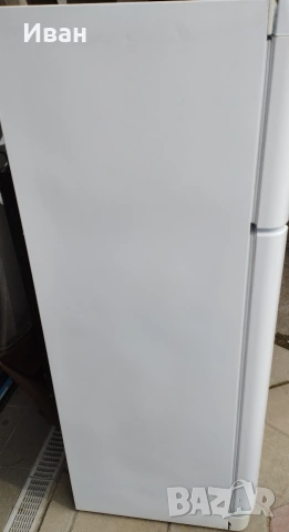 Продавам хладилник с камера indesit taan, снимка 7 - Хладилници - 54392840