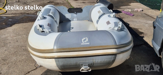 Zodiac 3.0 m, снимка 2 - Воден транспорт - 54114542
