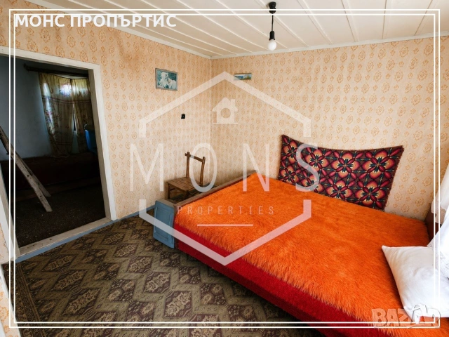 За продажба двуетажна къща с двор, за ремонт в с. Кацелово , обл. Русе., снимка 13 - Къщи - 55098907