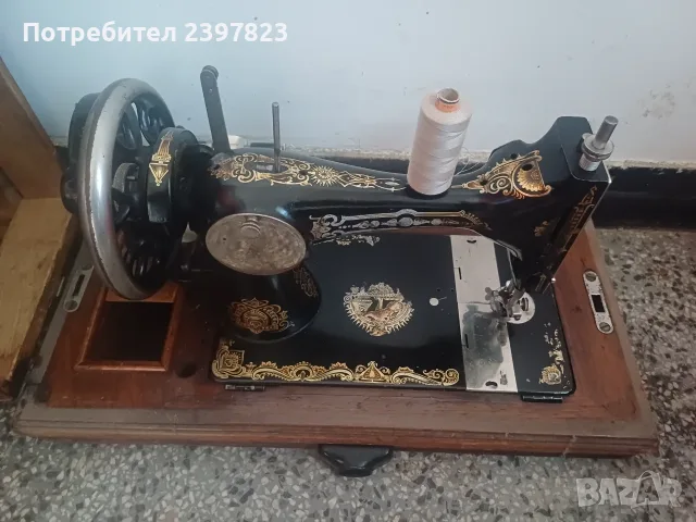 Шевна машина много запазена и работеща