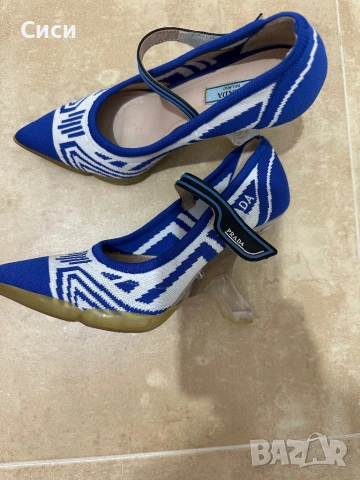 Prada обувки, снимка 2 - Дамски ежедневни обувки - 54477328