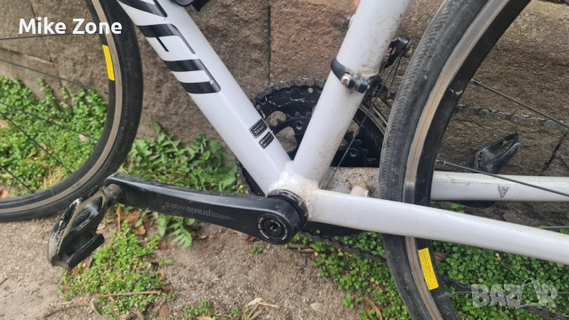 Шосеен бегач Specialized , снимка 2 - Велосипеди - 53960947