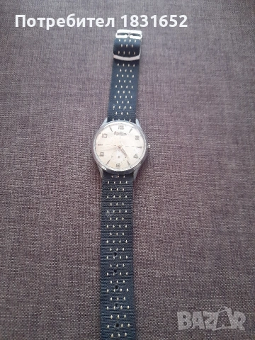 Ретро часовник - Omikron 21 рубина, снимка 5 - Антикварни и старинни предмети - 54030774