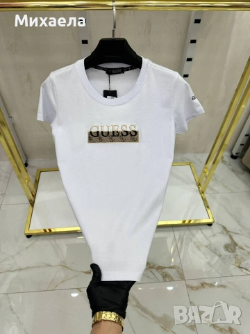 Памучни дамски тениски Guess - няколко вида - 18€, снимка 5 - Тениски - 54095972