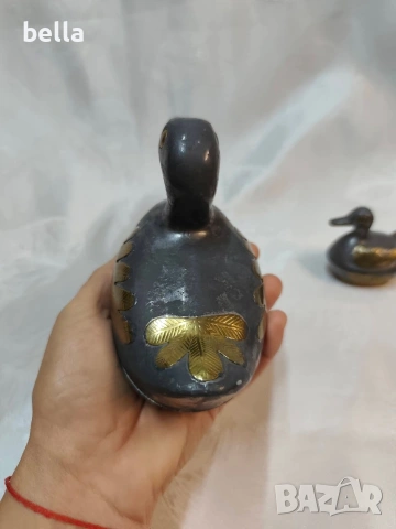 Две масивни кутии патици от висококачествен калай (pewter) с релефни апликации от месинг., снимка 5 - Антикварни и старинни предмети - 54878551