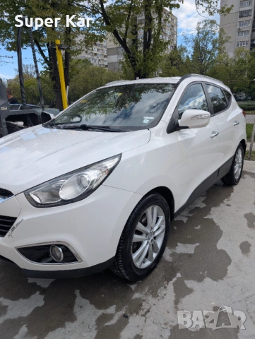 Hyundai ix35 2.0 diesel 4x4, снимка 2 - Автомобили и джипове - 54541204