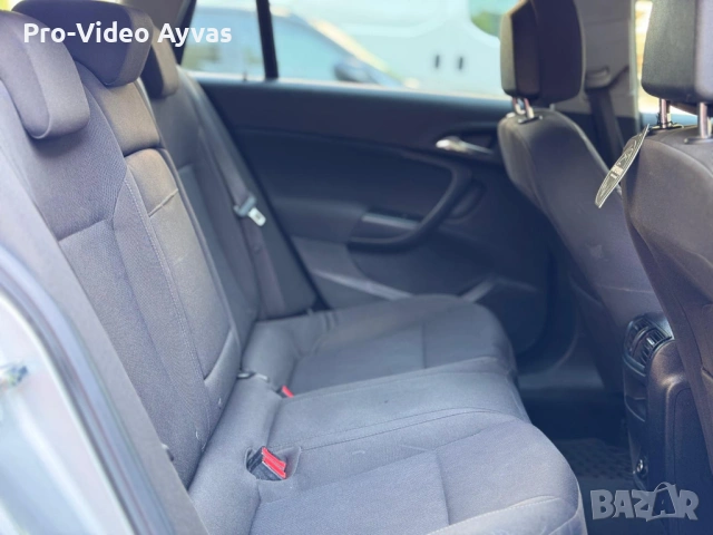 Opel Insignia , снимка 11 - Автомобили и джипове - 54727607