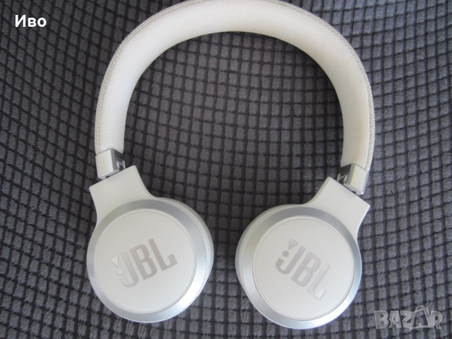 JBL Live 460NC безжични блутут слушалки