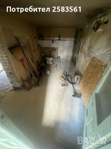 Продавам дворно място с къща, снимка 6 - Къщи - 55075813
