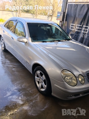 Мерцедес Е220 автоматик 3350евро, снимка 18 - Автомобили и джипове - 54908351