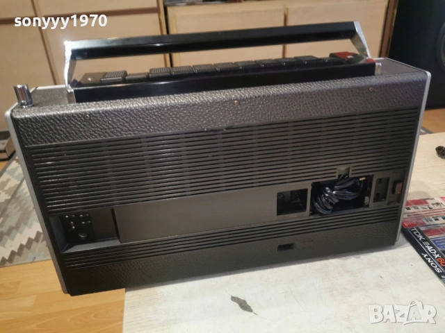 GRUNDIG SATELLIT 2100-MADE IN GERMANY-ВНОС SWISS 0706260845L4, снимка 6 - Радиокасетофони, транзистори - 54805786