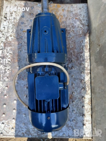 редуктор 1,5 кв, снимка 2 - Електродвигатели - 54356917