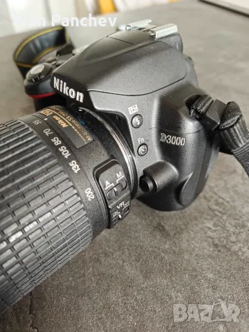 Nikon D3000 DSLR с два обектива (18-55mm и 55-200mm VR) + чанта, батерия и зарядно, снимка 3 - Фотоапарати - 55603764