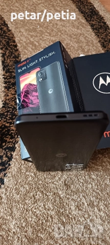 Motorola E13 +три кейса и слушалки , снимка 3 - Motorola - 54356037