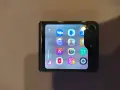 Samsung Z Flip 5 256GB carbon grey, снимка 3
