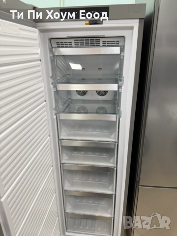 Свободностоящ фризер Bauknecht шокова зона , снимка 2 - Фризери - 54002368