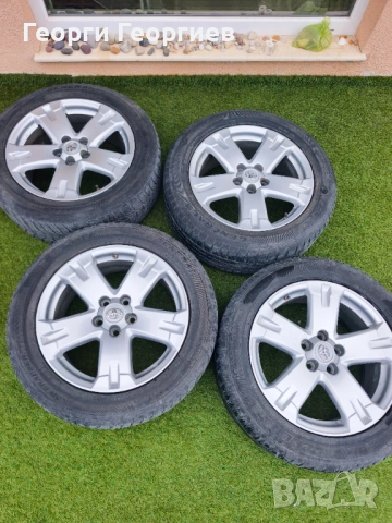 Оригинални джанти 18" Toyota с гуми 5x114,3 ET45, датчици и гайки, снимка 2 - Гуми и джанти - 54209506