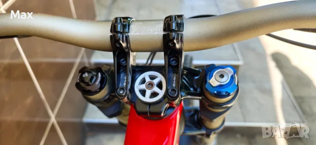 Specialized S-Works Demo 8 Carbon – Легендарен DH Флагман! Top Spec, снимка 7 - Велосипеди - 55440762