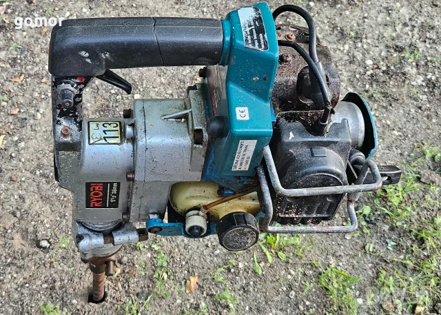 Бензинов перфоратор Ryobi ER-382 – 24 куб. см, до 38 мм, 2-тактов, Made in Japan, снимка 8 - Перфоратори - 55360321