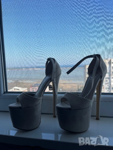 Високи токчета, снимка 2 - Дамски обувки на ток - 53972299
