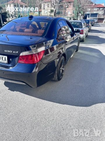 BMW 530xd -M-231kc 2006g, снимка 2 - Автомобили и джипове - 53988683