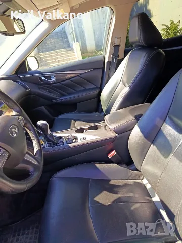 Infiniti Q50 2.2d, снимка 11 - Автомобили и джипове - 55555934