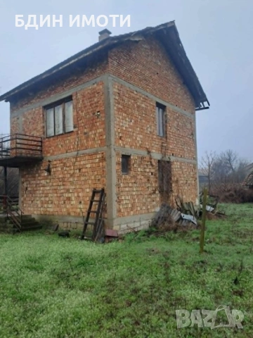 Продава Вила с. Ракитница, обл. Видин