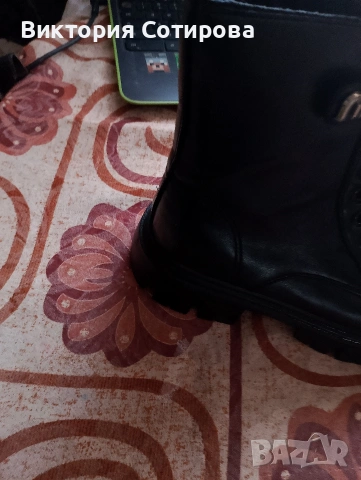 Продавам стилни дамски кубинки в класически черен цвят. , снимка 4 - Дамски боти - 54178650