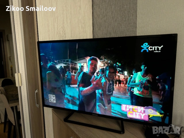 Smart телевизор 40 инча LED , снимка 2 - Телевизори - 54812170