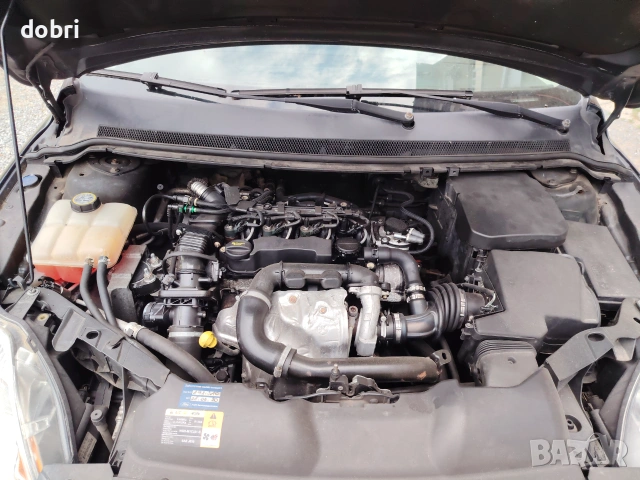 Форд Фокус 1.6HDI 90кс Клима, снимка 13 - Автомобили и джипове - 53063416