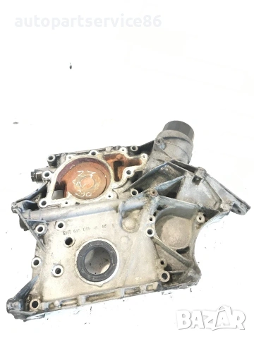 Капак на предна част на ангренажна верига за Mercedes E-Class W210 E270 CDI (2001) A6110151102
