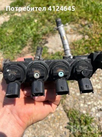 Горивна рейка за Дачия ( газов инжекцион), снимка 2 - Части - 54240914