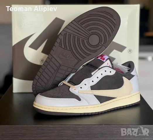 Travis Scott, Air Jordan 1, 42 EU, снимка 2 - Ежедневни обувки - 55340821