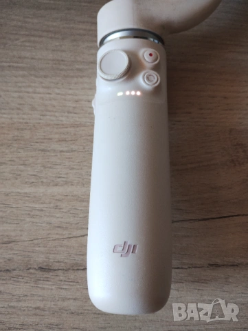 Система за стабилизиране DJI Osmo Mobile 5v за ремонт , снимка 3 - Чанти, стативи, аксесоари - 54919076