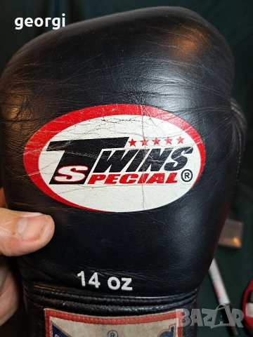 боксови ръкавици Twins Special 14 OZ 35/3, снимка 6 - Бокс - 54726417