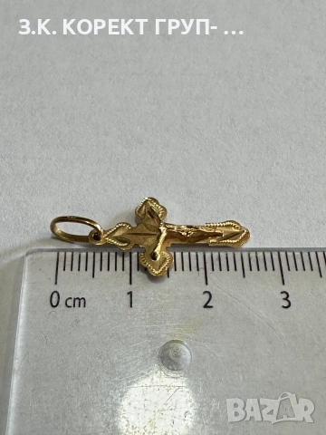 Златна висулка кръст – 14K, 0.81гр, снимка 3 - Колиета, медальони, синджири - 55104230