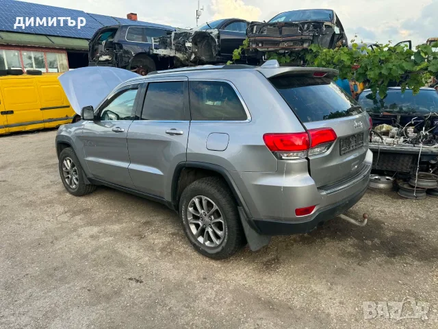 jeep grand cherokee wk2 на части 3.0d vm 44 d джип гранд чероки 3.0д теглич навигация автомат, снимка 12 - Автомобили и джипове - 55354975