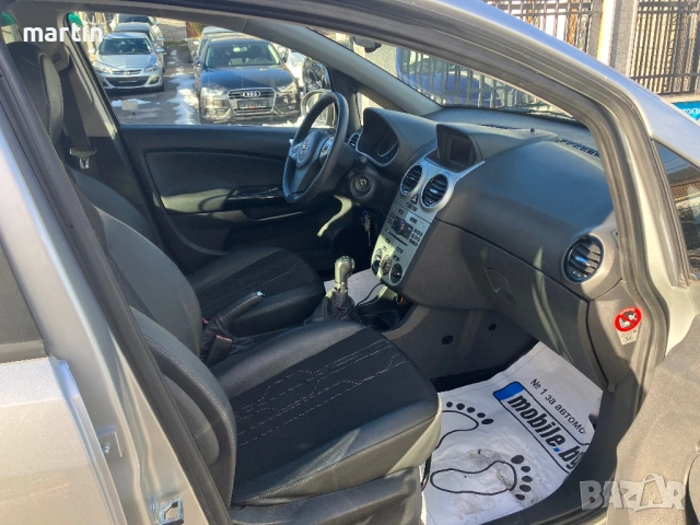 Продавам Opel Corsa D cosmo, снимка 8 - Автомобили и джипове - 54396995