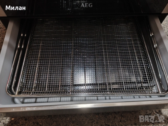Продавам стояща печка AEG с термоплот.По печката всичко работи, почистена и минала профилактика. , снимка 7 - Печки, фурни - 55227426