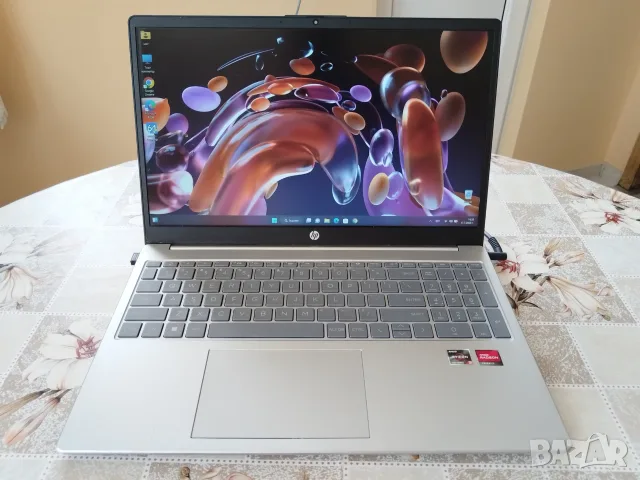 Лаптоп HP 15-fc0806nd