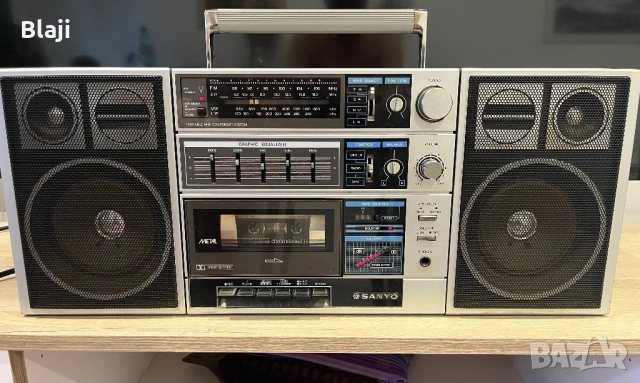 Касетофон Sanyo
