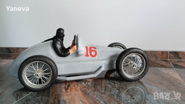 Mercedes-Benz W125, известен като една от „Сребърните стрели“ (Silberpfeil)  , снимка 6 - Колекции - 54077925