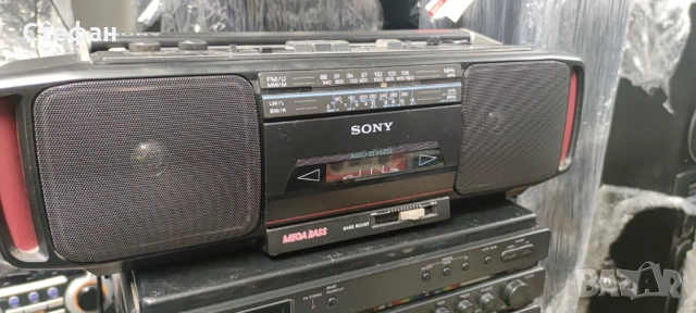 Sony CFS D20L, снимка 3 - Радиокасетофони, транзистори - 54762983